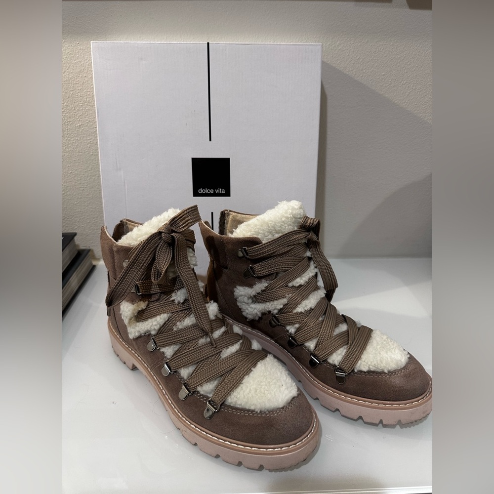 Dolce Vita Tan and Cream Winter Boots